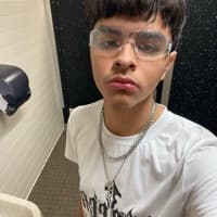 Adam84695